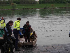 Neue_Donau_Müll_Tauchen-